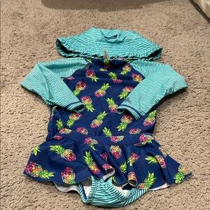Skin Kids Pineapple Print Rashguard Set - Blue and Green